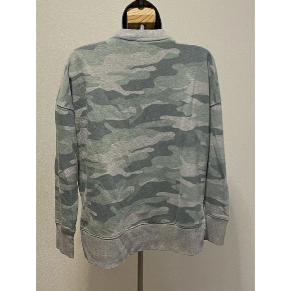 Time and Tru Womens S (4-6) Top Thin Sweatshirt Cotton Blend Camo Oversized - Picture 7 of 9